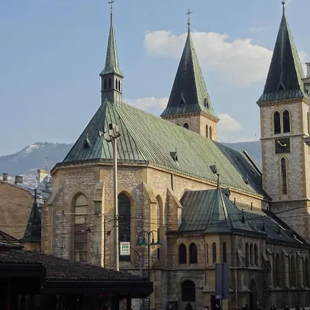 شقة Quiet In Center, Free Private Parking