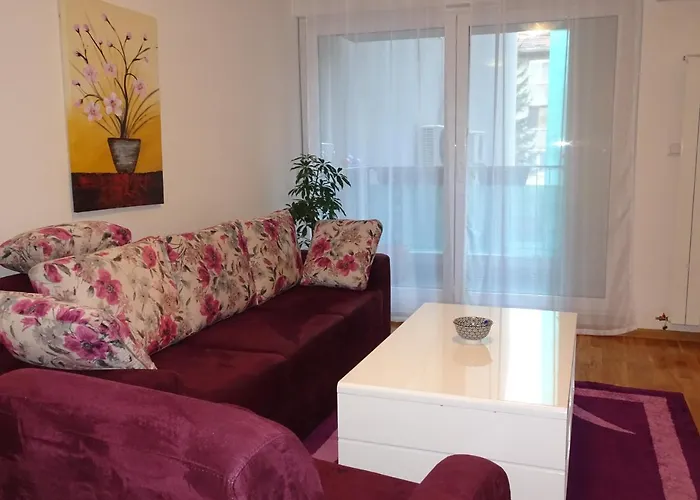 Quiet In Center, Free Private Parking * Sarajevo