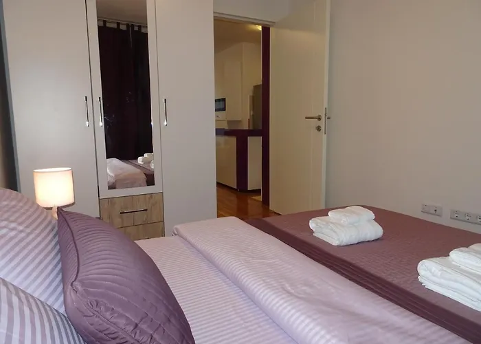 Quiet In Center, Free Private Parking Sarajevo