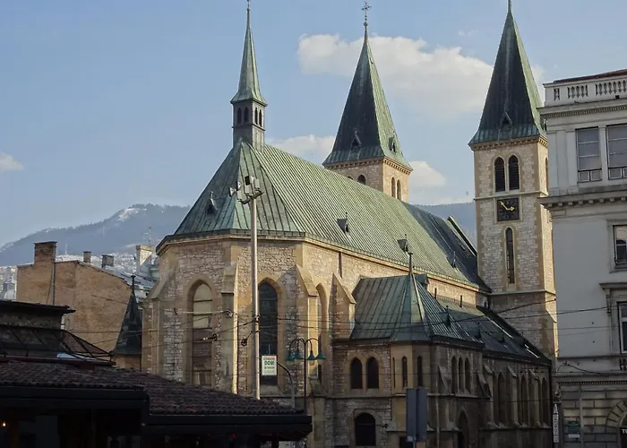 Apartment Quiet In Center, Free Private Parking